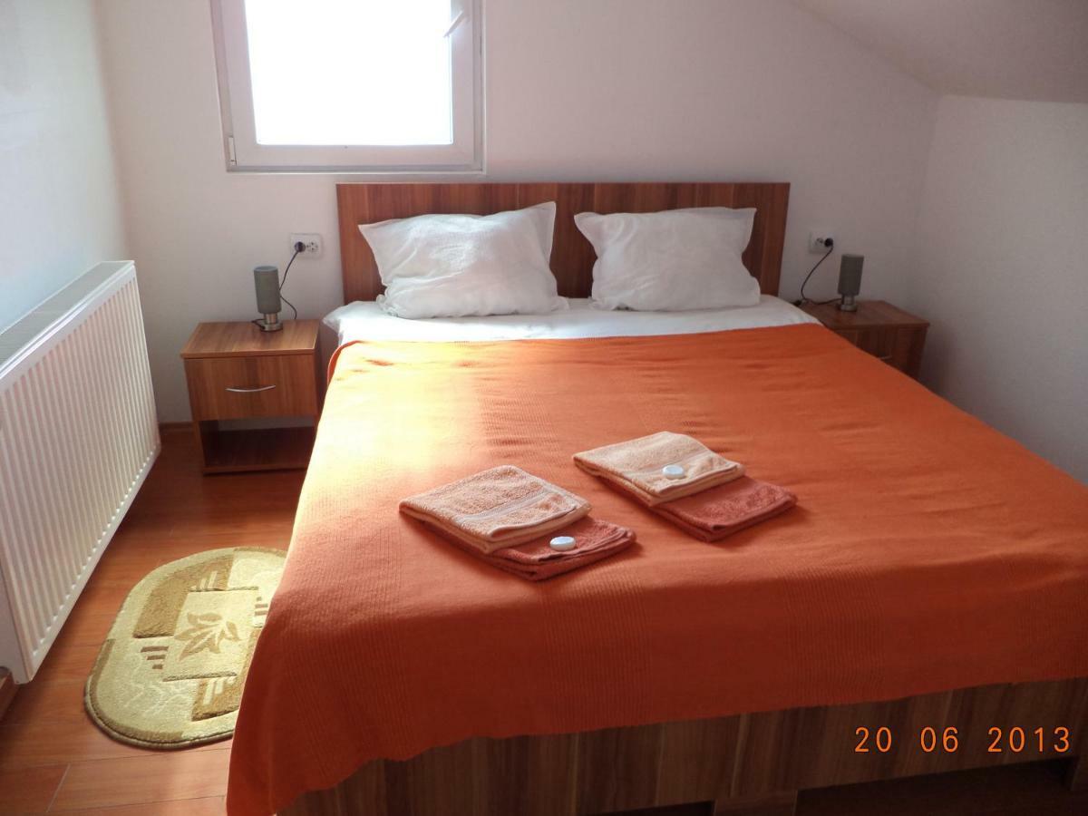 Villa Casa Bella à Rîşnov Extérieur photo