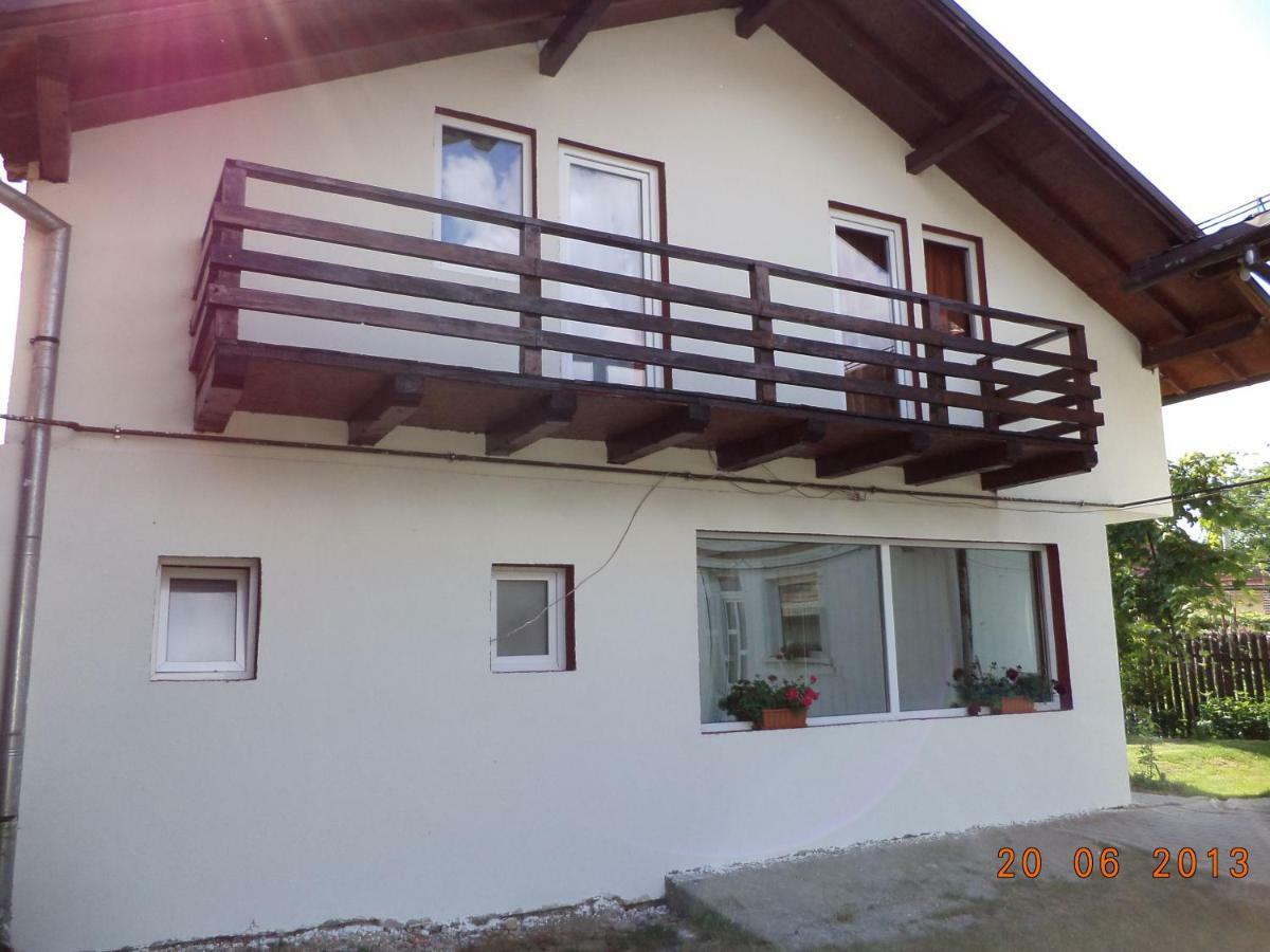 Villa Casa Bella à Rîşnov Extérieur photo